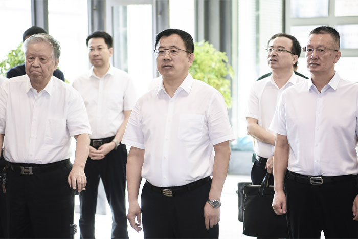 大事記 | 自治區(qū)黨委常委、銀川市委書記趙旭輝調(diào)研PA集團(tuán)中國機(jī)器人裝備智能化研發(fā)生產(chǎn)情況